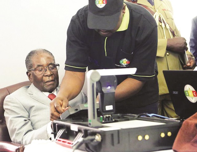 Hitches blight voter registration process Hitches blight voter registration process