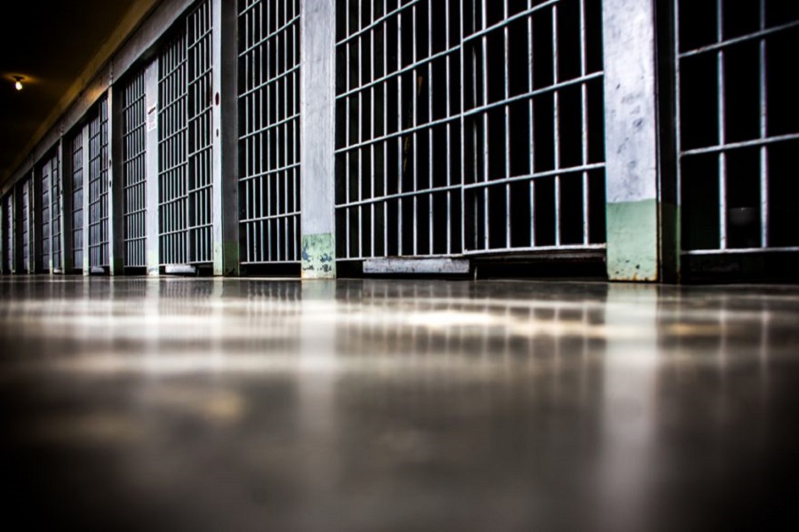 Jail for firms with multiple prices, black market