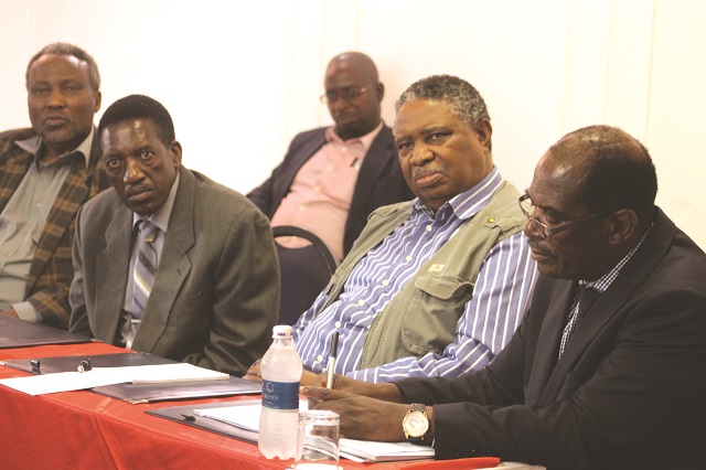 VP Mphoko meets white business community VP Mphoko meets white business community