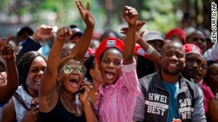 Celebration on Harare streets as Mugabe resigns