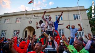 'A moment of brilliance': What it was like in Harare when Mugabe resigned
