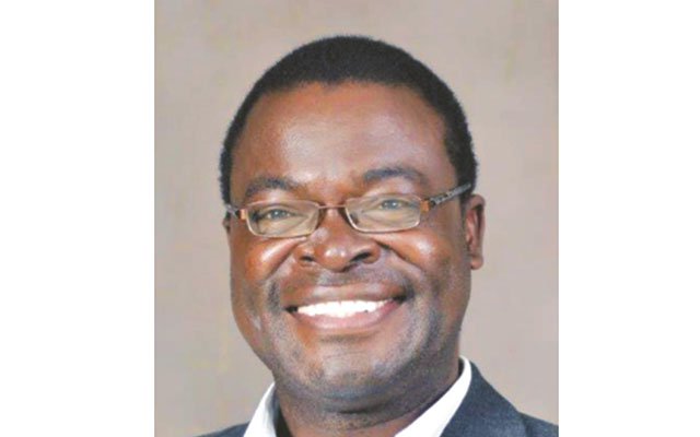 Prof Murwira