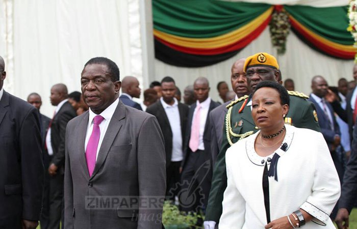 President Mnangagwa and First Lady Amai Auxillia arrive for the swearing-in ceremony.