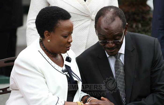 First Lady Amai Auxillia Mnangagwa congratulates Vice President Kembo Mohadi