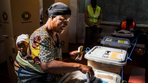 Zimbabwe election: High turnout in first post-Mugabe poll Zimbabwe election: High turnout in first post-Mugabe poll