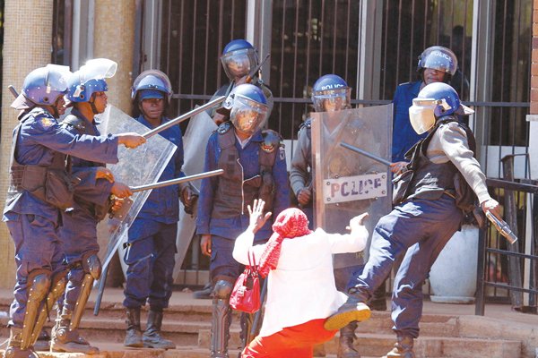 Mpofu threatens protests crackdown 