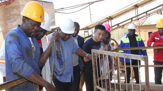 Govt cracks whip on gold milling centres Govt cracks whip on gold milling centres