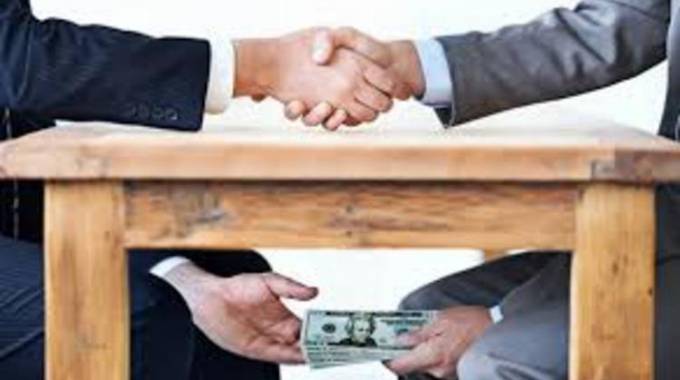 Journalists urged to fight corruption Journalists urged to fight corruption