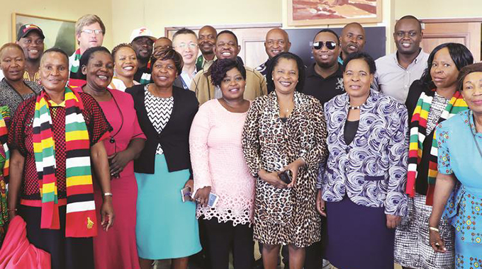 Zanu-PF delegation in China