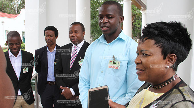 First Lady meets striking doctors’ reps