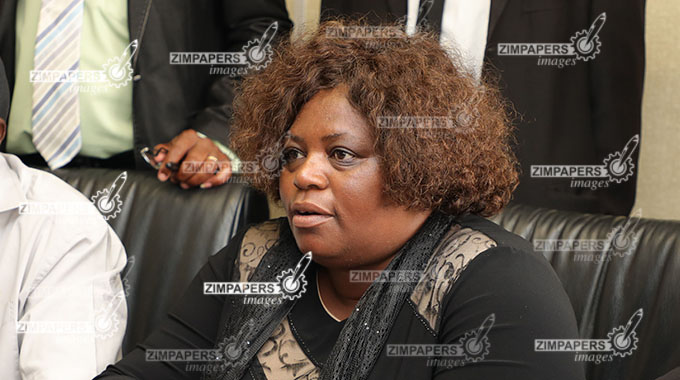 Govt, civil servants resume talks