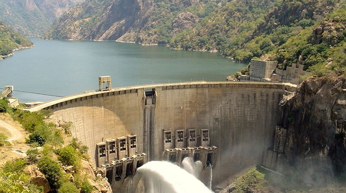 Zimbabwe, HCB in power deal