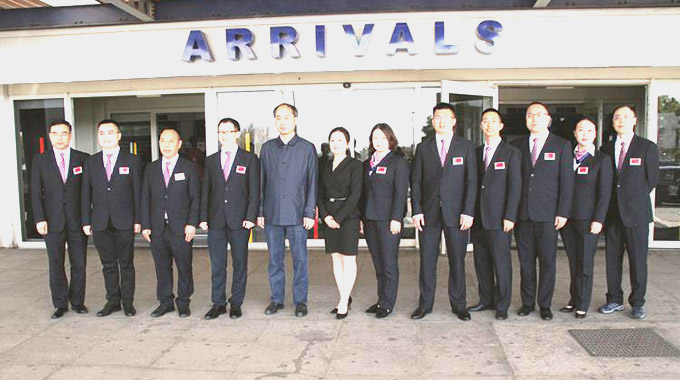 10 Chinese doctors arrive