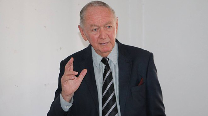 ‘RBZ can do more to force rate down’