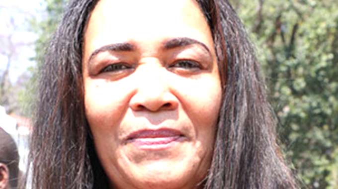Zim maturing democracy, but remains unitary state