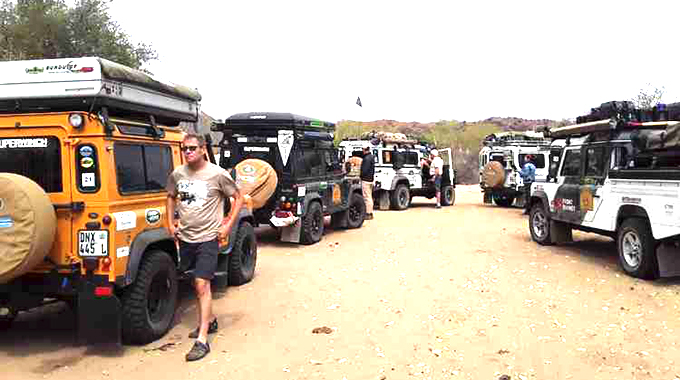 Zim, SA, Botswana Landrover tour attracts 70 world tourists