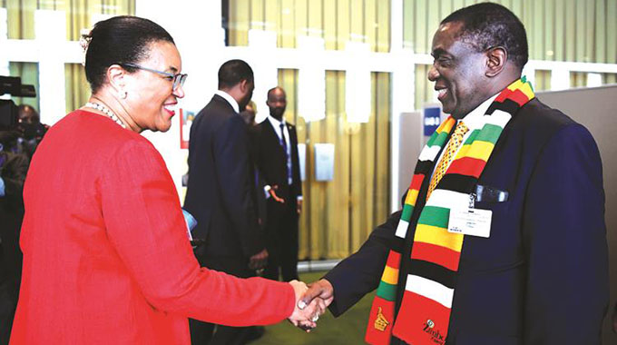 Commonwealth speeds up Zim readmission