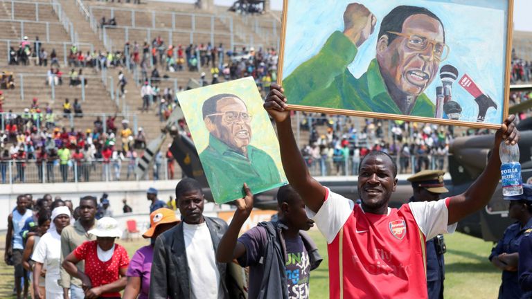 Mr Mugabe was credited with helping to end white minority rule in Zimbabwe