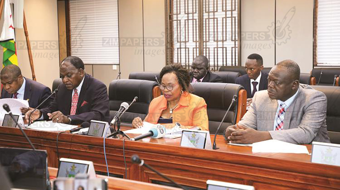 Power supply to improve long-term