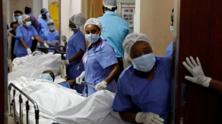 Zimbabwe nurses end three-month strike over pay