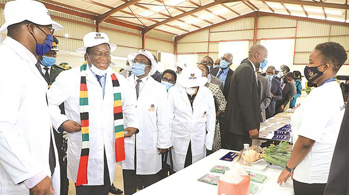 President caps 4 959, launches three projects