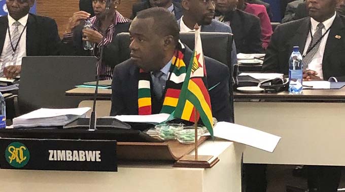 JUST IN: Nation mourns SB Moyo