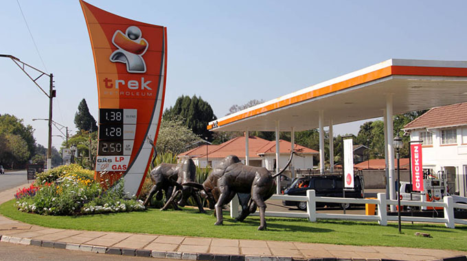 Robbers raid service stations