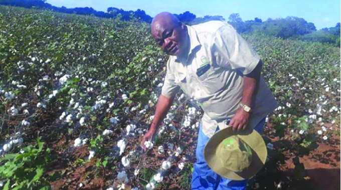 Cotton farmers to get outstanding dues