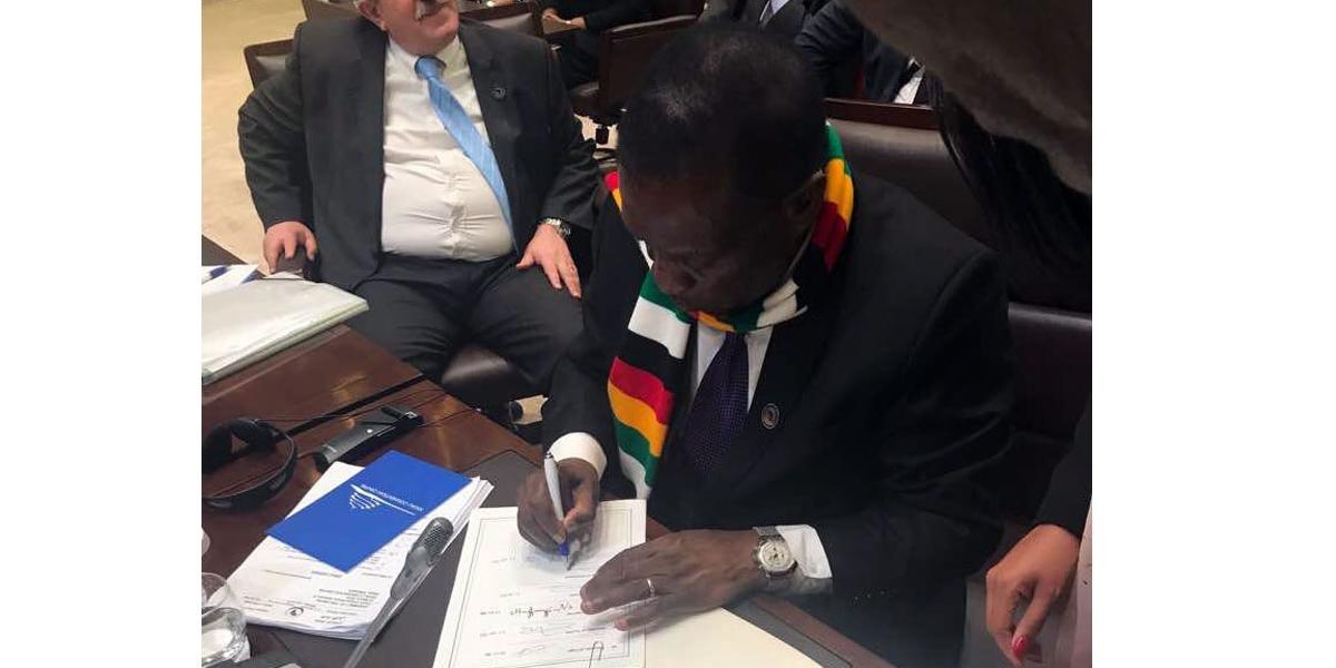 MNANGAGWA SIGNS PAPER Didn't assent to Constitution Bill