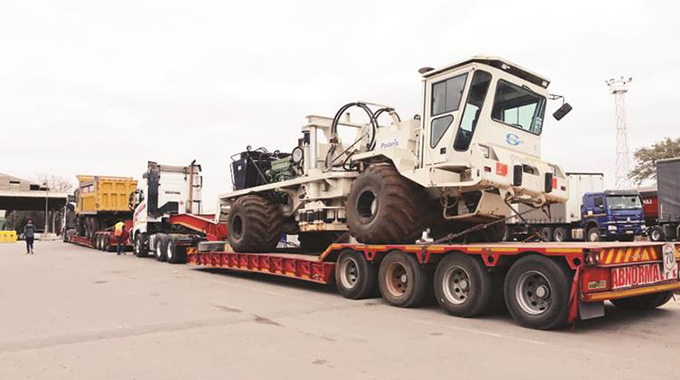 Muzarabani oil, gas field equipment arrives at border
