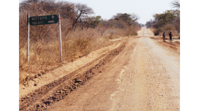 Byo-Tsholotsho, Byo-Nkayi roads repairs start