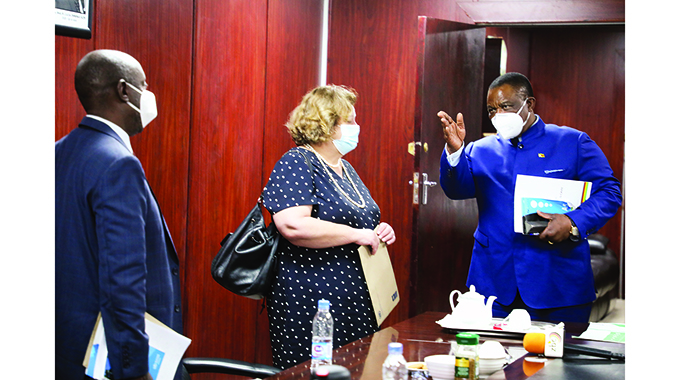 UN praises Zim’s HIV roadmap