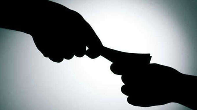 Prosecutors accused of soliciting bribe