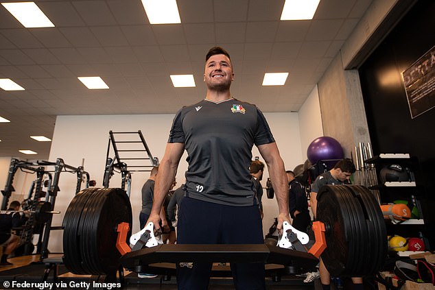 Negri, who has 37 caps for Italy, is hoping to help his side to Six Nations glory this time round