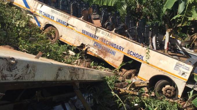 State assisted funeral for 35 accident victims