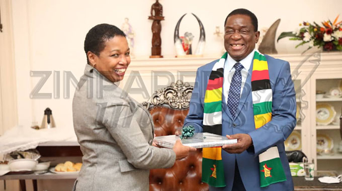 Cuban Ambassador bids farewell to President Mnangagwa