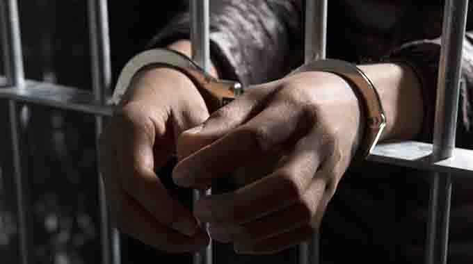 Two jailed for stealing car, cash in fake armed robbery