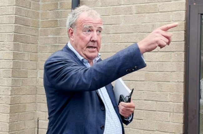Well known British Presenter Jeremy Clarkson has expressed his appreciation for Zimbabwe but not so much for the potholes in that country.