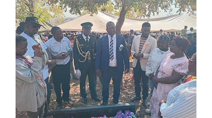 Thousands mark ‘special day’ that unifies nation