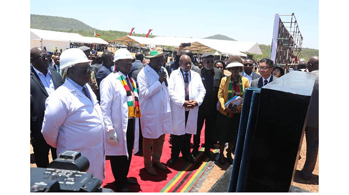 President officiates at groundbreaking ceremony of 720MW power plant