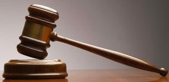 Prosecutor acquitted of freeing bail suspects