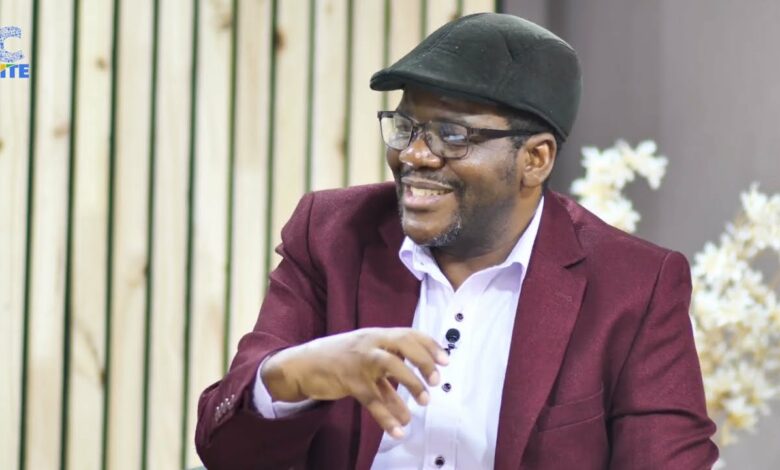 Sengezo Tshabangu